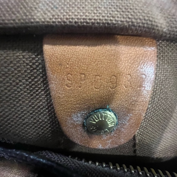 Authentic Louis Vuitton speedy monogram - Picture 15 of 16